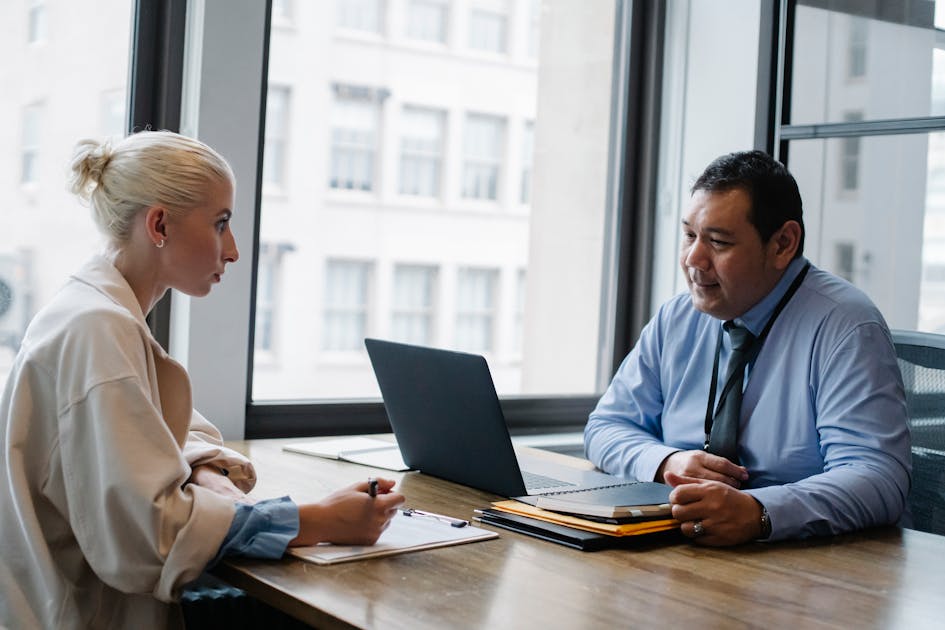 How to Use Social Media to Attract Top Talent to Your Startup: The Startup Founder's Guide