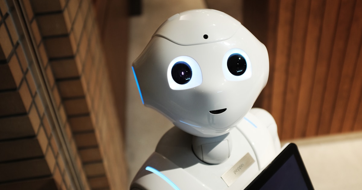 How Top Startups Use AI to Optimize Marketing ROI